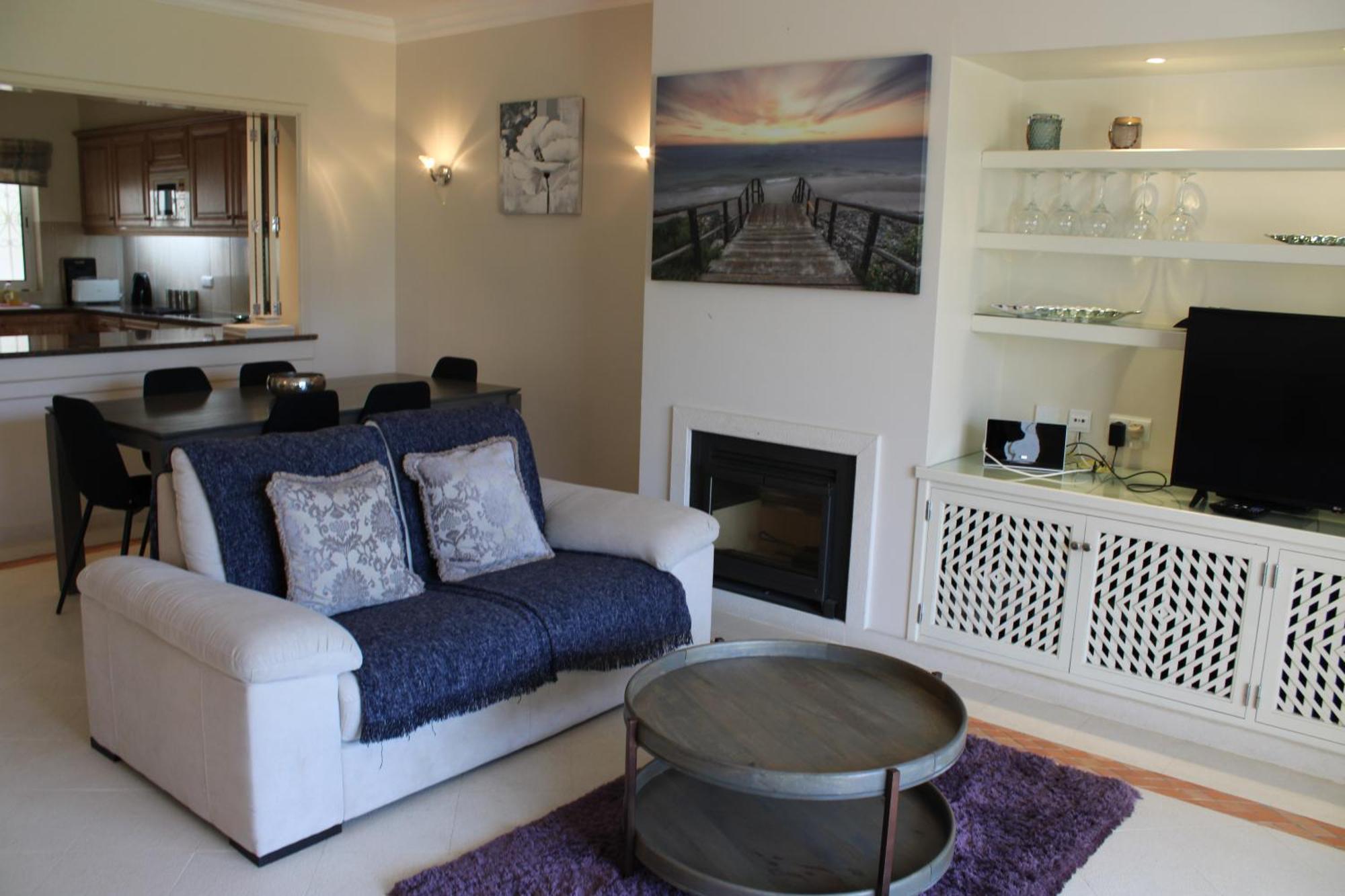 Luxury 2 Bedroom Apartment With Private Garden Almancil Exterior photo